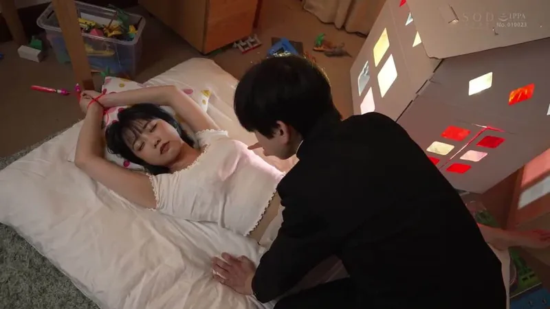 Trả thù anh trai thường xuyên bắt nạt bằng cách Nắc bồ anh ấy
